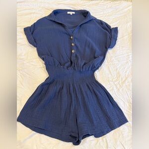 Z Supply romper. Light weight gauze. Size Small